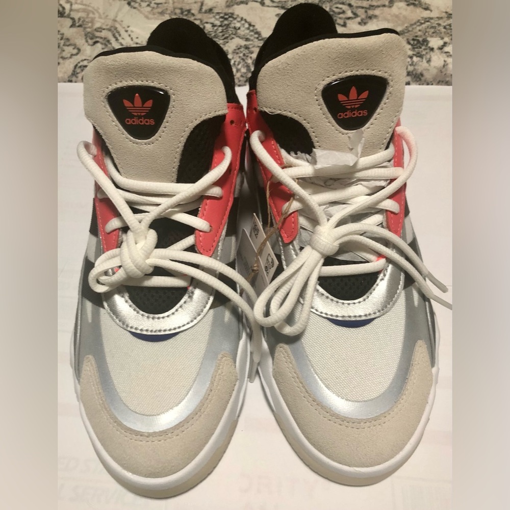 Men’s Adidas Niteball II sneakers